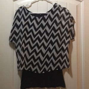 Express chevron top